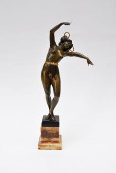 Nackte Tänzerin - patinierte Bronze, Granit - Carl Kauba - 1910